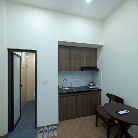 Era Apartment 158 Nguyen Khanh Toan Hanoi Esterno foto