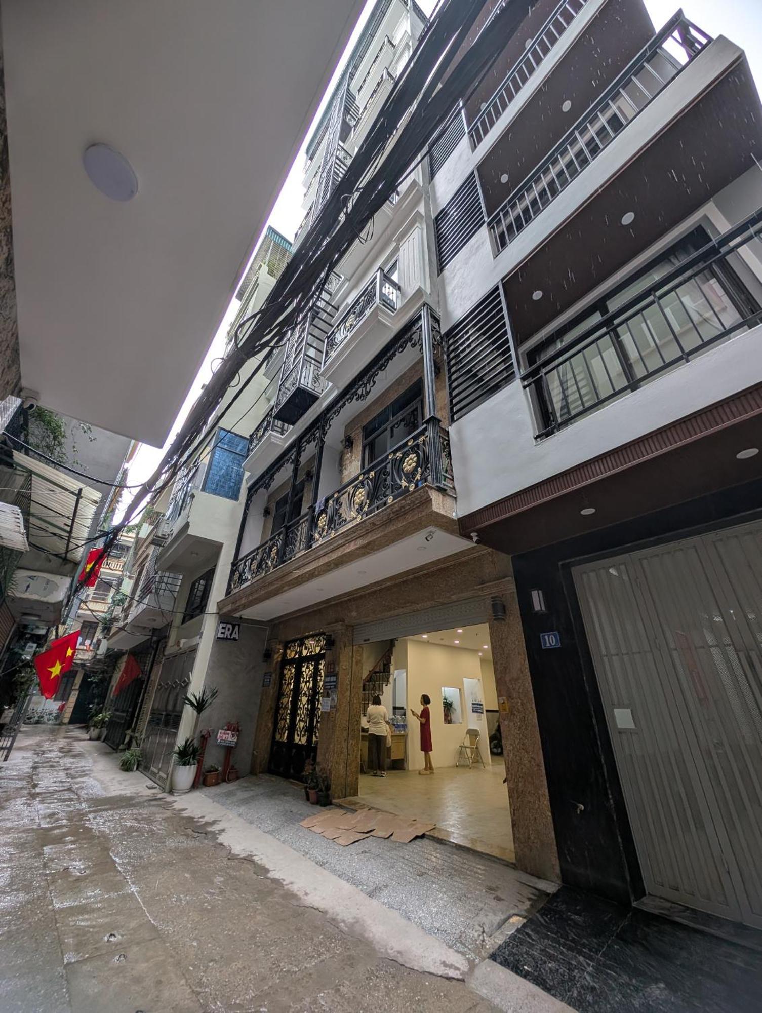 Era Apartment 158 Nguyen Khanh Toan Hanoi Esterno foto