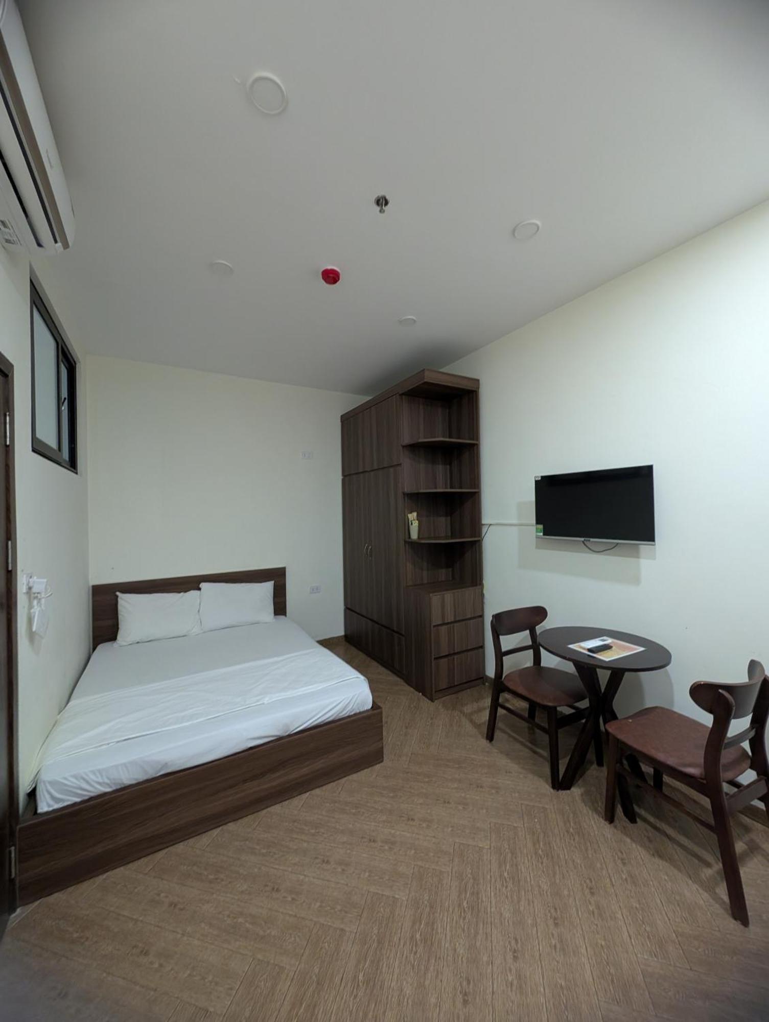 Era Apartment 158 Nguyen Khanh Toan Hanoi Esterno foto